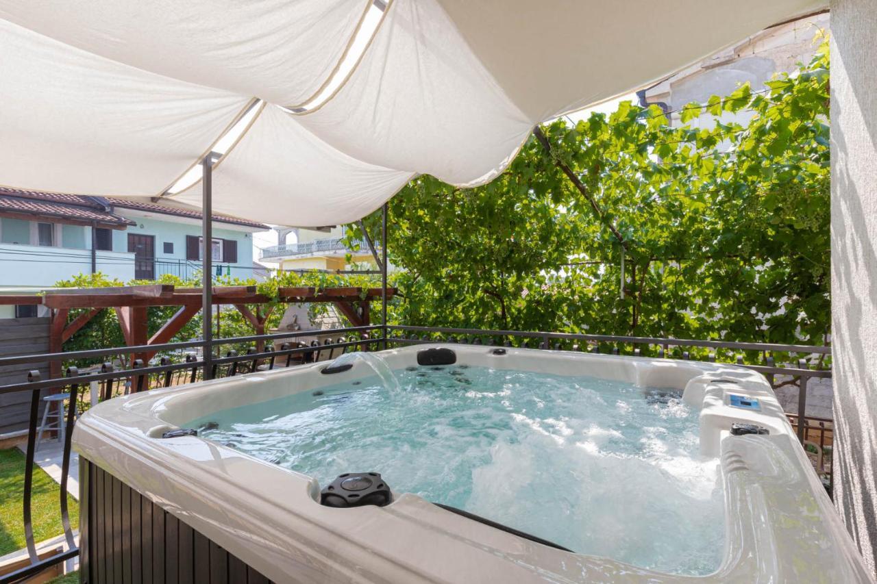 Cukerina Apartment With Whirpool & Sauna Poreč Eksteriør billede