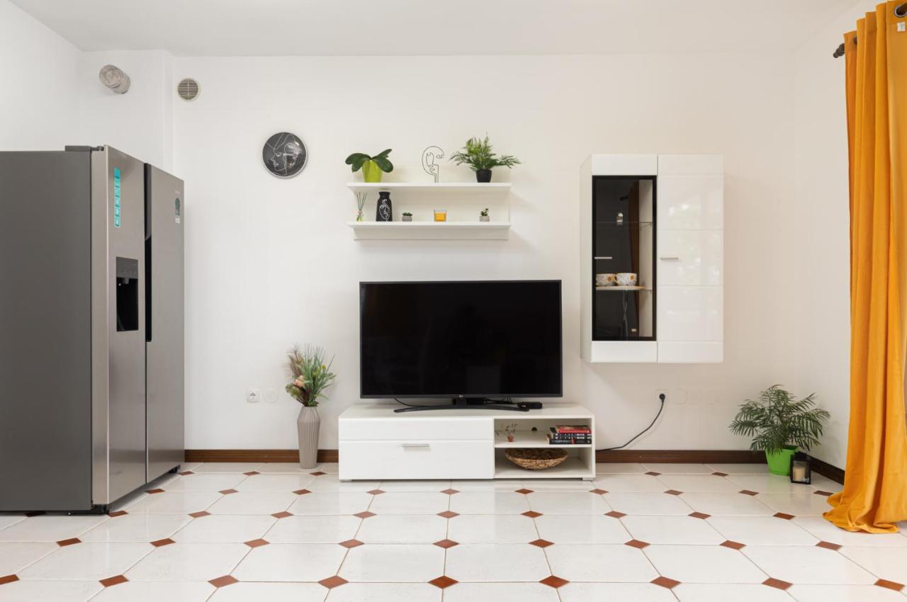 Cukerina Apartment With Whirpool & Sauna Poreč Eksteriør billede